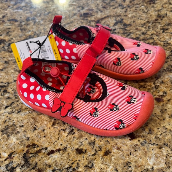 Disney Minnie Mouse Kids Water Shoes - Red and white - Picture 1 of 5